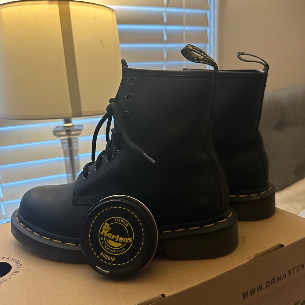 Black 1460 dr martens combat boots